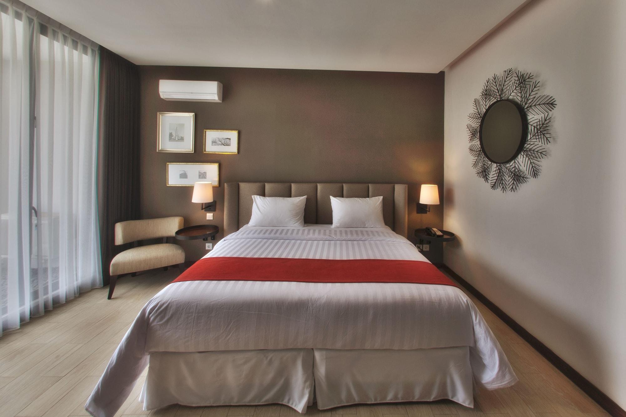 Royal Padjadjaran Hotel Bogor Buitenkant foto