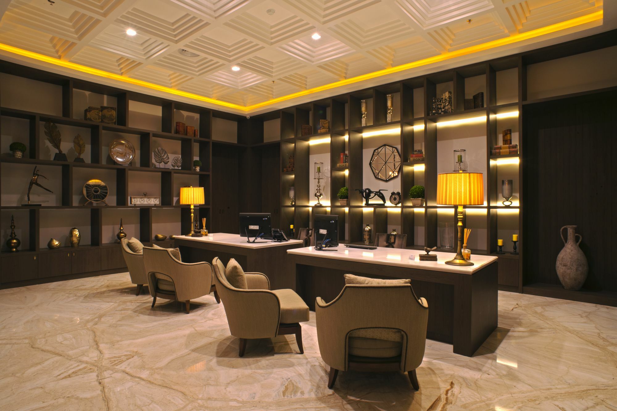 Royal Padjadjaran Hotel Bogor Buitenkant foto